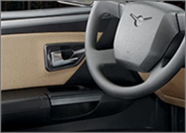 УАЗ Патриот 2013 года, блок управления стеклоподъемниками на водительской двери