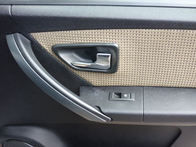 УАЗ Патриот 2013 года, блок управления стеклоподъемниками на водительской двери